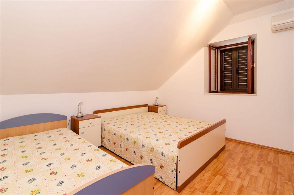 Rooms Mozara Trsteno Exterior photo